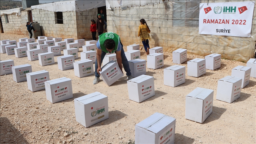  ترکیه میان 135 هزار نفر در سوریه بسته‌های مواد غذایی توزیع کرد