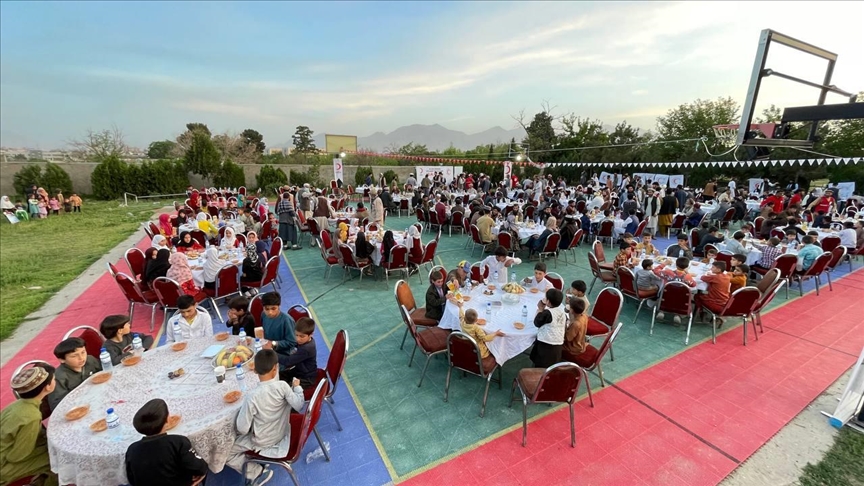  ضیافت افطار ترکیه برای یتیمان و نیازمند در افغانستان 