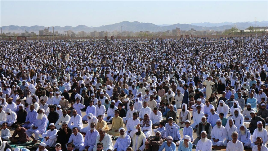  نماز عید فطر در شهر زاهدان ایران اقامه شد