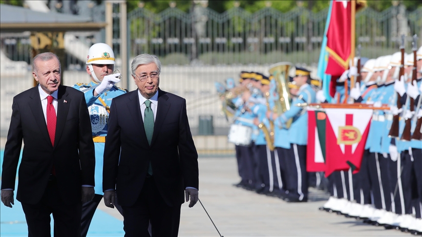  استقبال رسمی اردوغان از توکایف در آنکارا