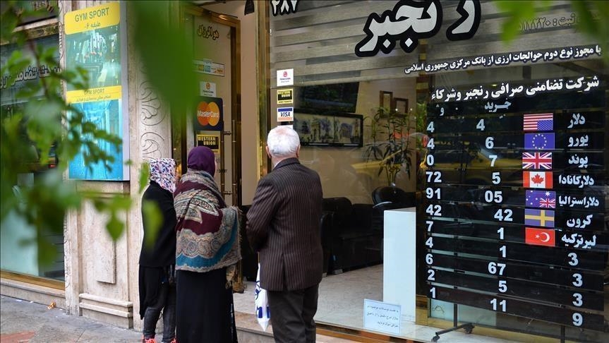  قیمت دلار در بازار تهران به بیش از 33 هزار تومان رسید