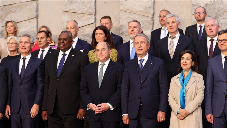  دیدارهای وزیر دفاع ترکیه در حاشیه نشست وزرای دفاع ناتو