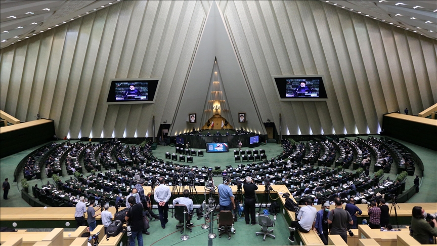 مجلس ایران: پرونده استنکاف رئیس جمهور سابق از قوانین به قوه قضاییه ارسال می‌شود