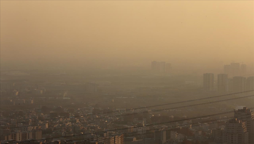  قمشی: تقصیر همه گرد و غبار در ایران را گردن ترکیه انداختند