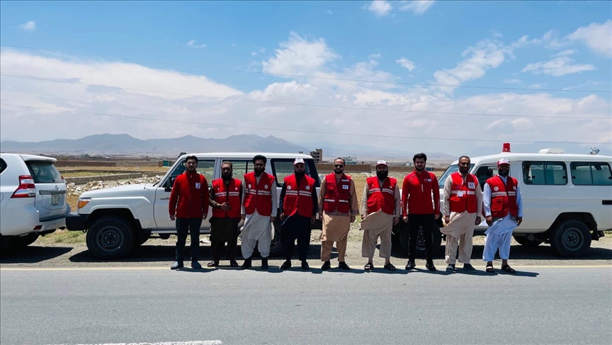  کمک‌های هلال‌احمر ترکیه به زلزله زدگان افغانستان