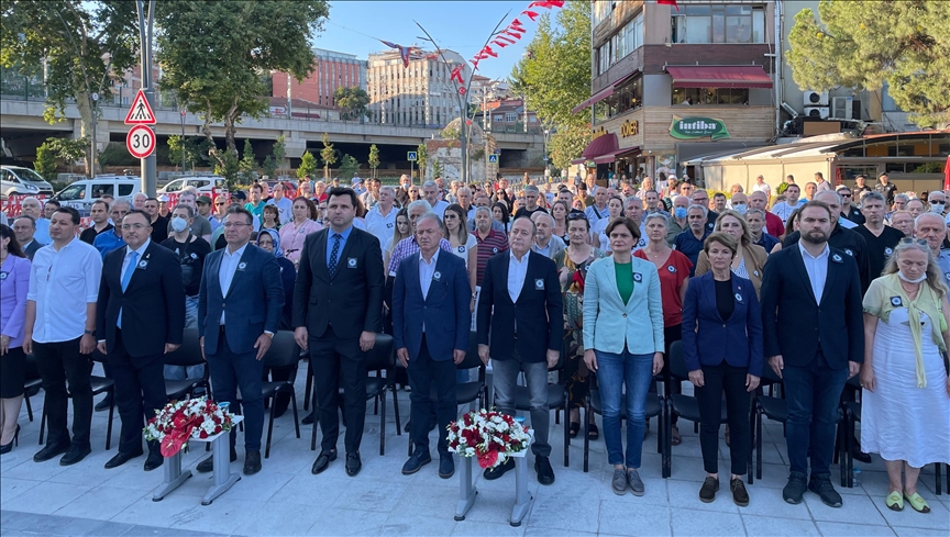  برگزاری مراسم یادبود قربانیان نسل کشی سربرنیتسا در استانبول