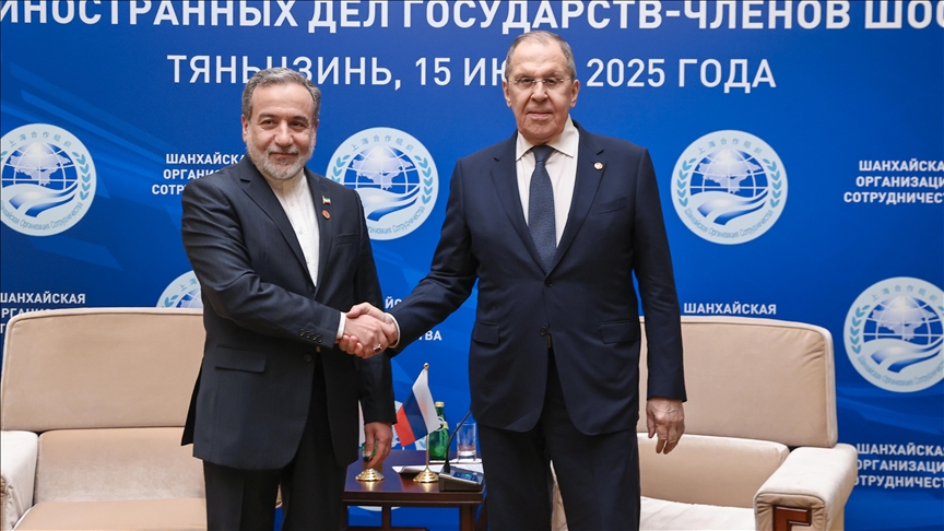  آتش‌سوزی در برج زمرد تبریز