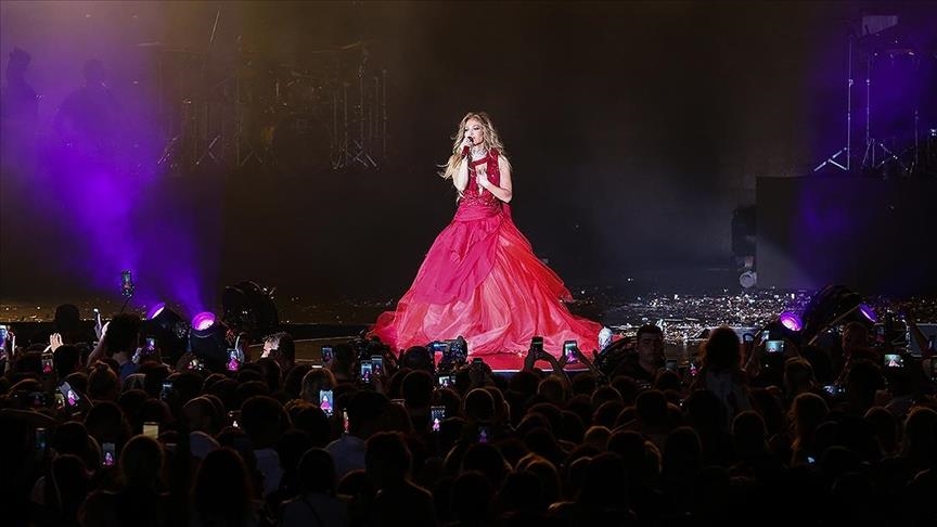  کنسرت جنیفر لوپز در استانبول 