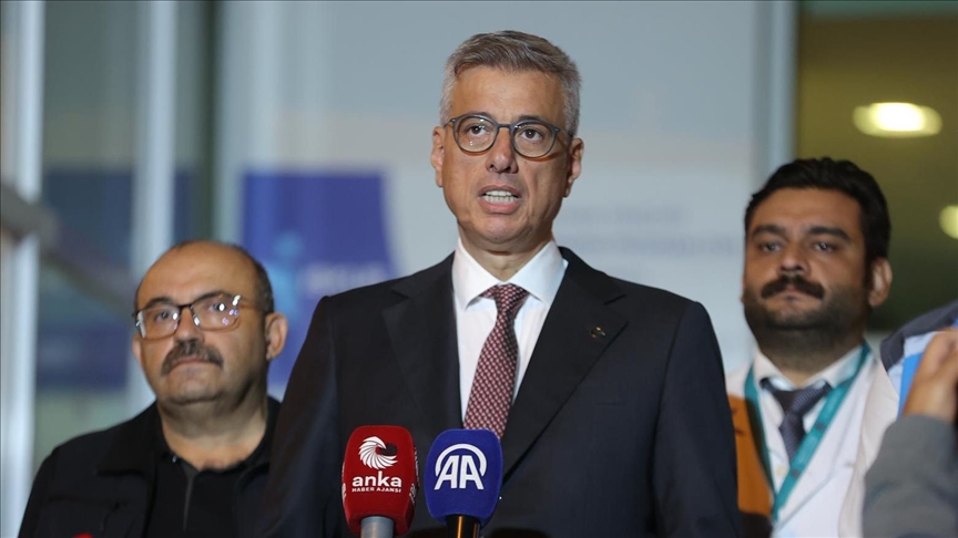  بازدید وزیر بهداشت ترکیه از مصدومان  زلزله بالیکسیر