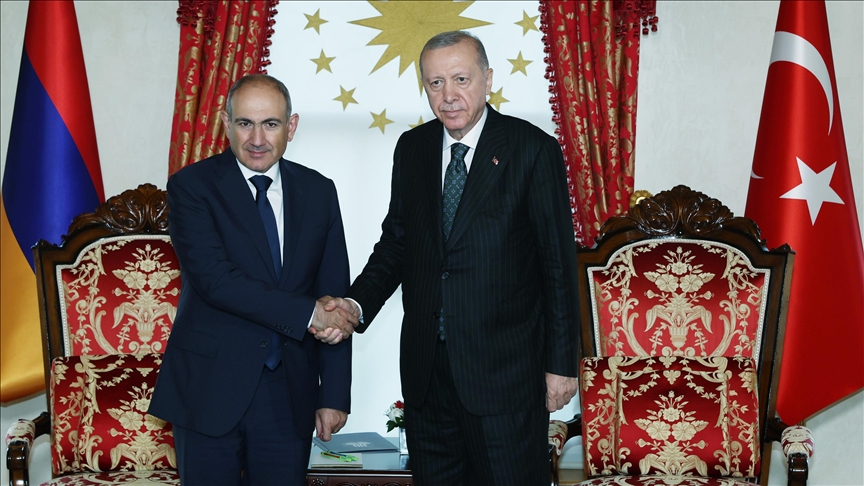  گفت‌وگوی اردوغان و پاشینیان پیرامون صلح ارمنستان-آذربایجان