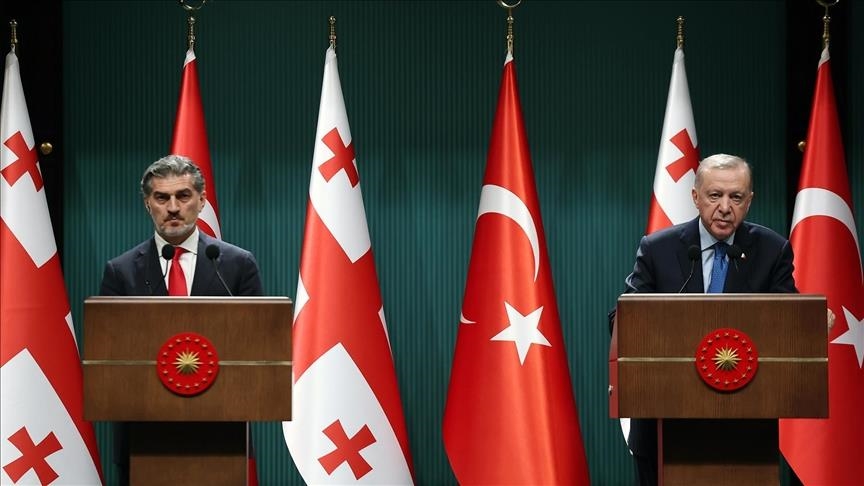 اردوغان: برای همه ما مهم است خط ریلی باکو-تفلیس-قارص با ظرفیت کامل آغاز به‌کار کند