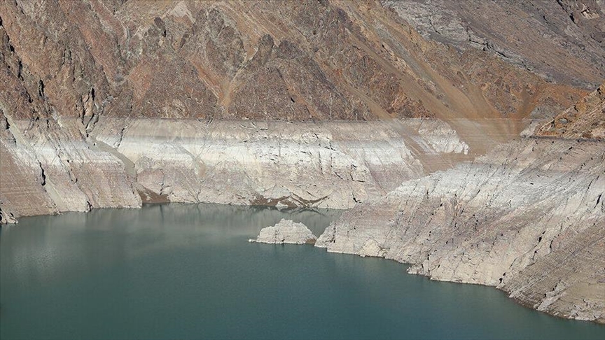 وخامت وضعیت سدهای ایران؛ ‏64 درصد مخازن سدها خالی است