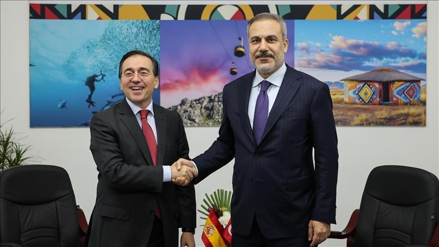  گفت‌وگوی وزرای خارجه ترکیه و اسپانیا درباره غزه