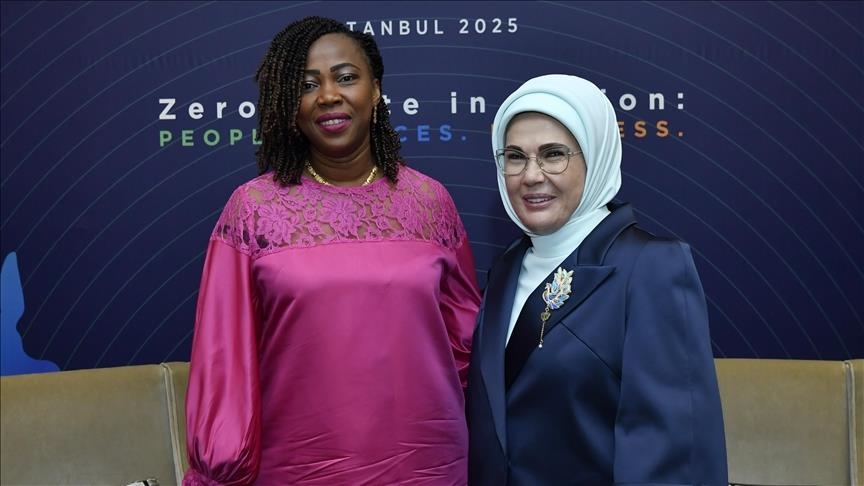  امینه اردوغان با همسر رئیس‌جمهور سیرالئون در استانبول دیدار کرد
