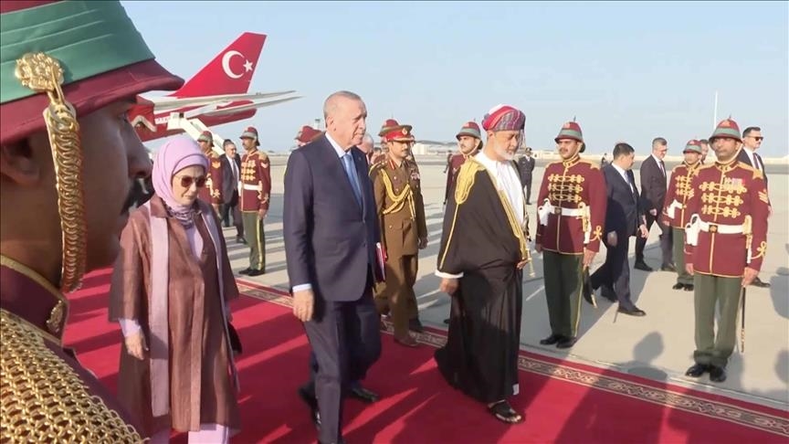   اردوغان وارد عمان شد