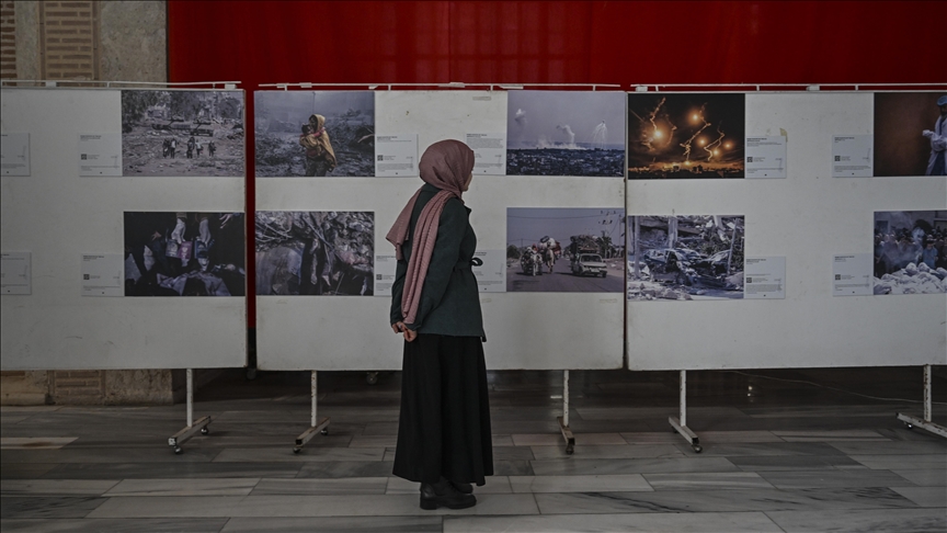  برگزاری نمایشگاهی از تصاویر کتاب «شواهد» در حاشیه برگزاری «دادگاه غزه» در استانبول