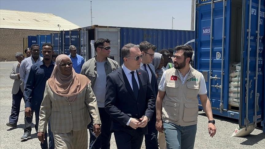  ارسال 333 کانتینر کمک‌های بشردوستانه ترکیه به سودان