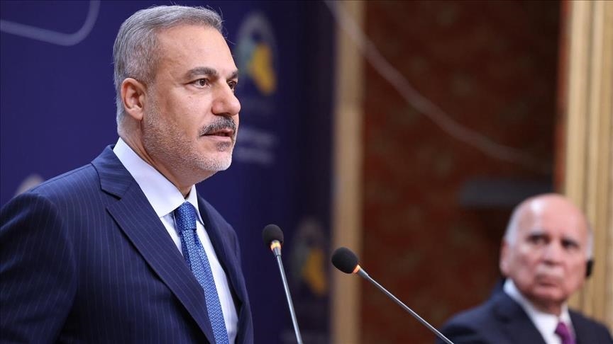 فیدان: انتظار داریم گروه‌های مسلح در عراق و سوریه نیز دست از اقدامات تروریستی بردارند