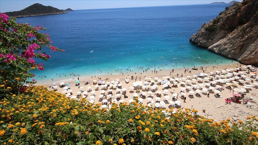  آنتالیا با میزبانی بیش از 2 میلیون گردشگر خارجی در ماه اکتبر، رکورد تاریخی ثبت کرد