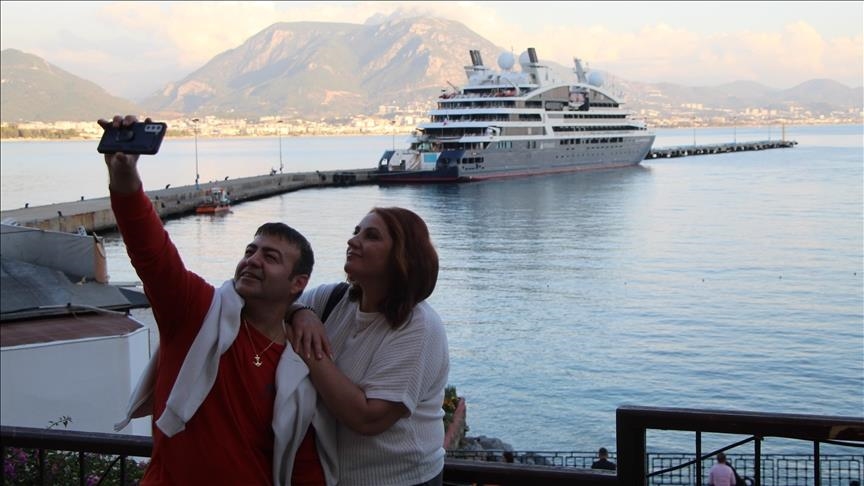  آنتالیا در مسیر ثبت رکورد جدید تعداد گردشگران خارجی