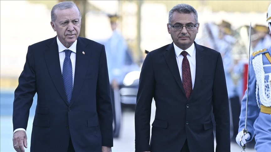 استقبال رسمی اردوغان از رئیس‌جمهوری ترک قبرس شمالی در آنکارا