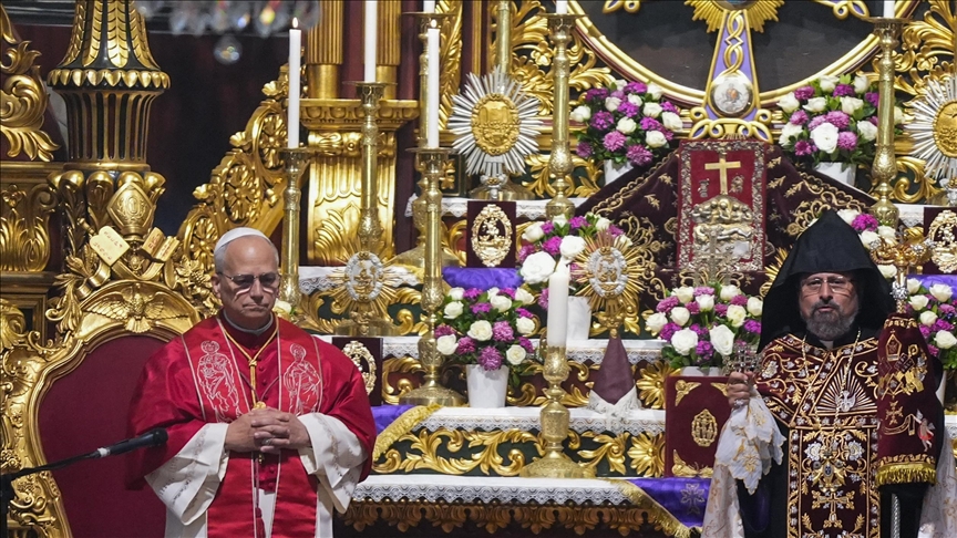  پاپ لئو چهاردهم از کلیسای مریم مقدس در کومکاپی بازدید کرد