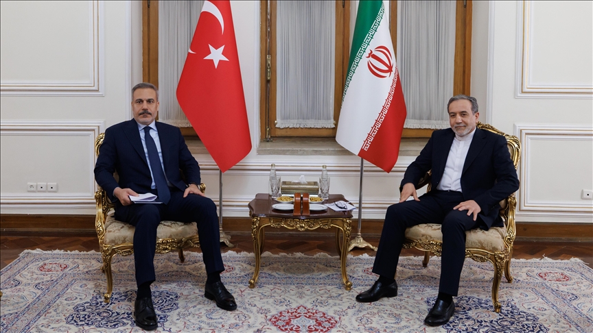  دیدار وزیر خارجه ایران با معاون وزیر خارجه عربستان در تهران