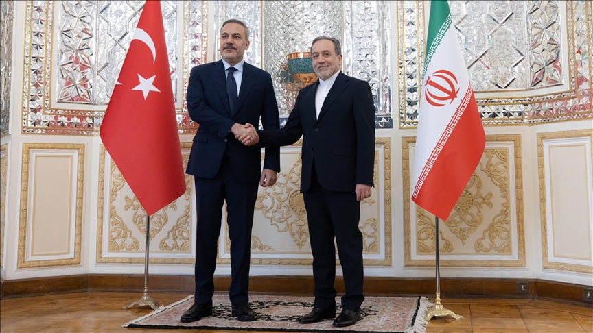 دیدار هاکان فیدان با عراقچی در تهران