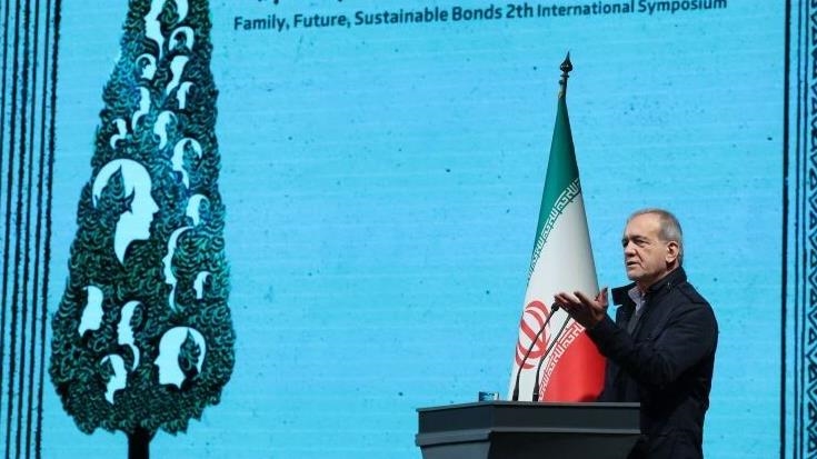  پزشکیان: با تهدید و امر و نهی نمی‌توان جامعه را تغییر داد