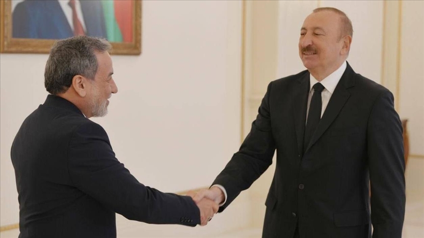  وزیر خارجه ایران عازم آذربایجان شد