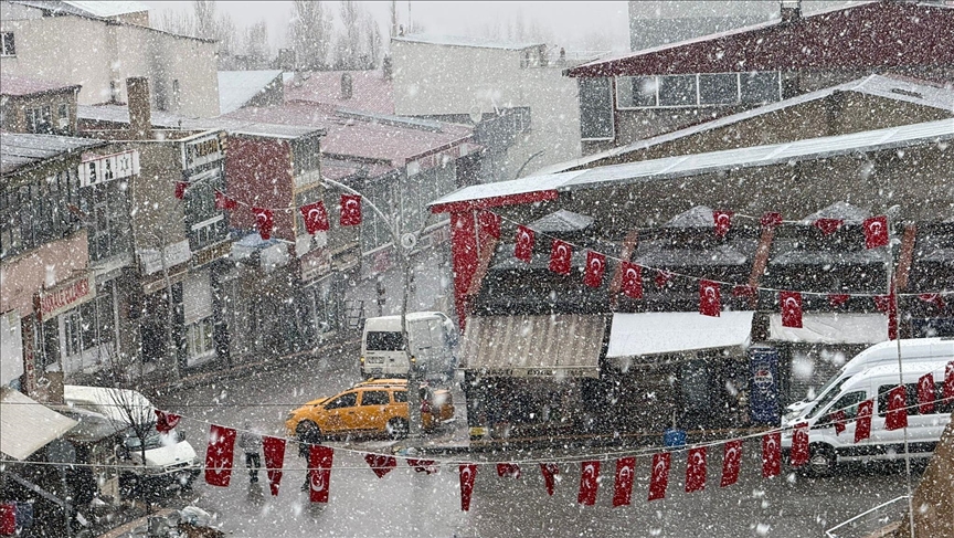  بارش برف در وان