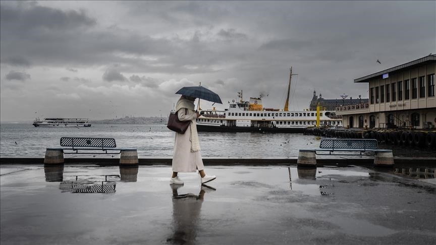 دو کشتی کروز با 1748 گردشگر در کوش‌آداسی پهلو گرفت