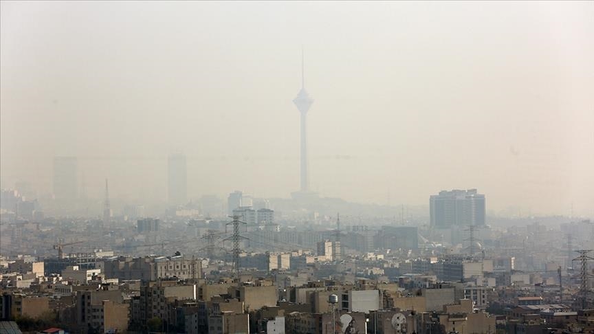  ممنوعیت فعالیت‌های فوتبال در تهران به دلیل آلودگی هوا