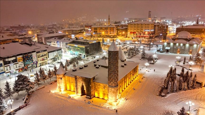 رویای سپید تاریخ در ارزروم