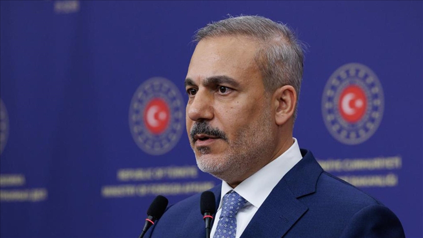  هاکان فیدان در نشست سران ائتلاف داوطلبان درباره اوکراین در پاریس شرکت می‌کند