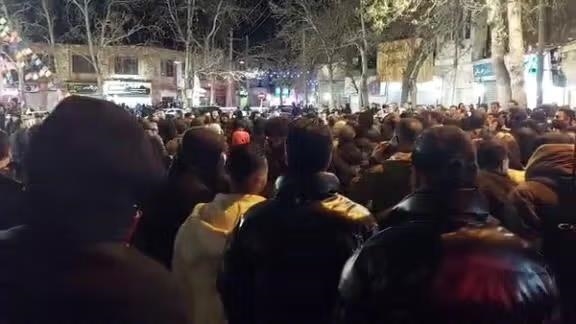  موج جدید اعتراضات در ایران؛ پیامدهای سیاسی آن چه خواهد بود؟