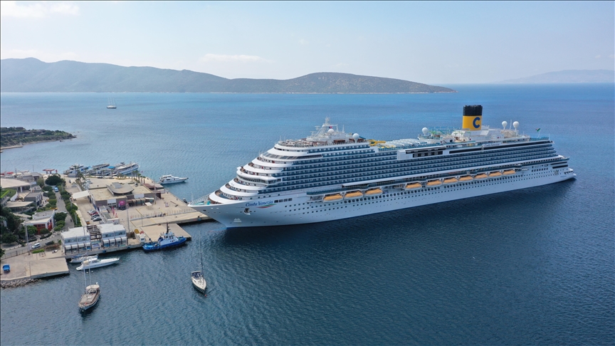 سال گذشته 227 هزار و 807 مسافر با 162 کشتی کروز به موغلا آمدند