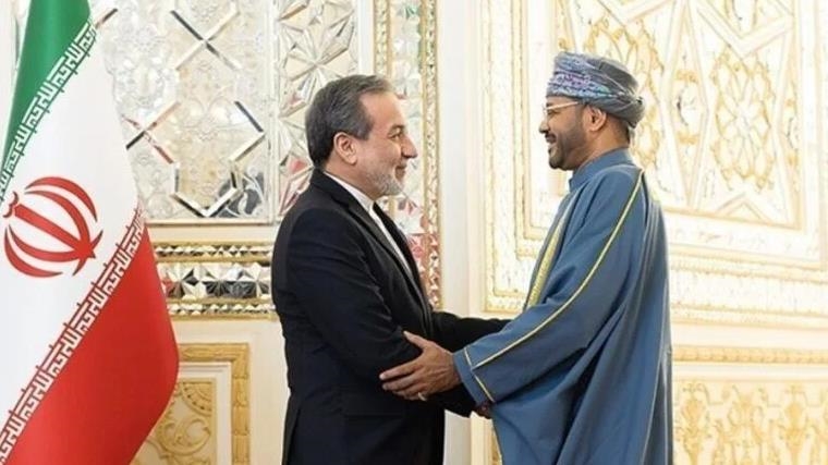  دیدار وزیران خارجه ایران و عمان در تهران؛ بررسی روابط دوجانبه و موضوعات منطقه‌ای