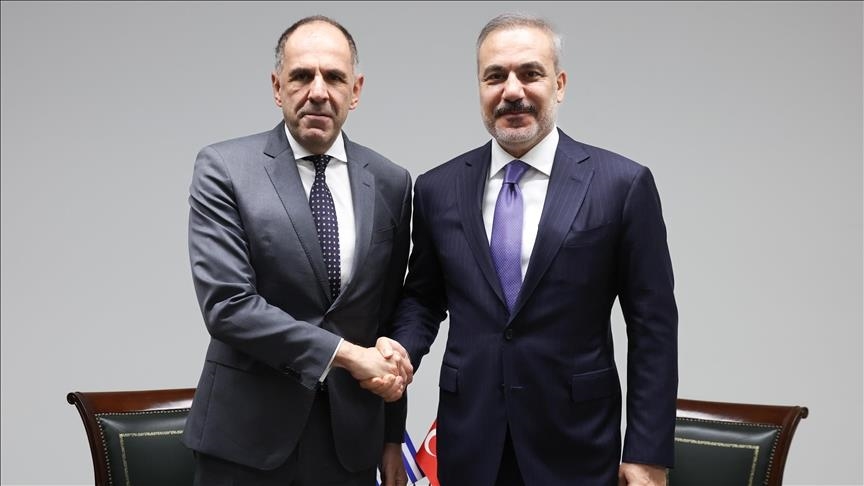 گفت‌وگوی تلفنی وزرای خارجه ترکیه و ازبکستان 