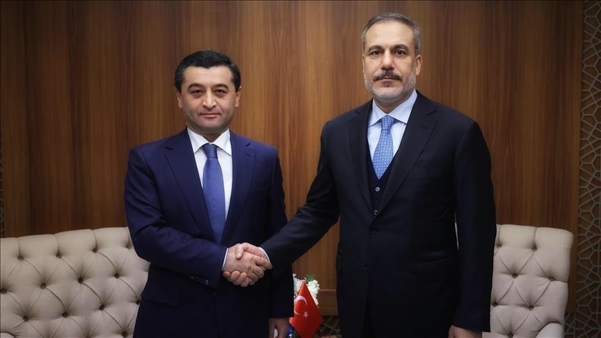  گفت‌وگوی تلفنی وزرای خارجه ترکیه و ازبکستان 