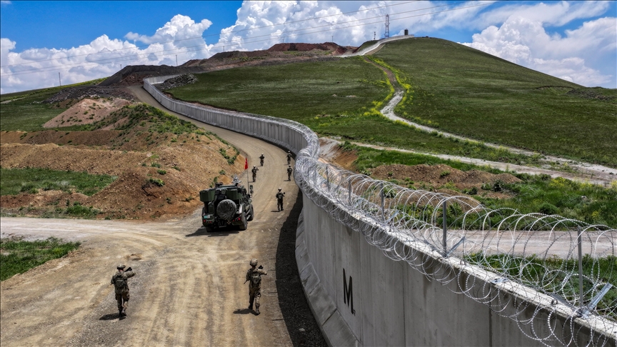  وزارت دفاع ترکیه: زیرساخت‌های امنیتی در امتداد مرز ایران تکمیل شده است