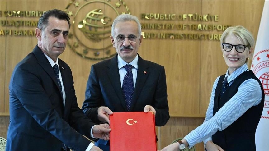 ترکیه و انگلستان «قطار هیدروژنی» تولید می‌کنند