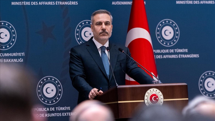  فیدان: حل مسائل داخلی ایران باید بدون مداخله خارجی و از طریق گفت‌وگوی مسالمت‌آمیز انجام شود