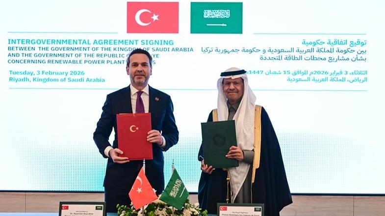  توافق 2 میلیارد دلاری ترکیه و عربستان سعودی در انرژی خورشیدی