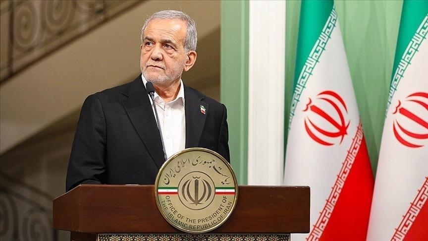  دیدار سه ساعته لاریجانی با سلطان عمان در مسقط