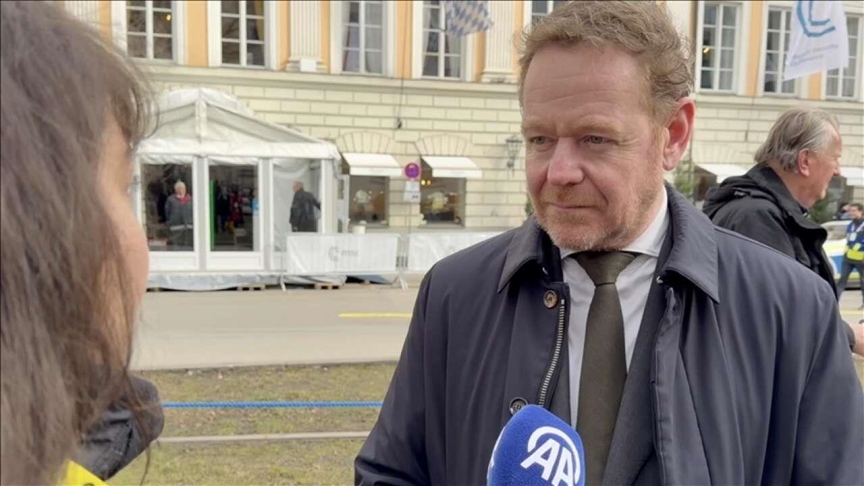 دیدار وزیر خارجه ترکیه با رئیس کمیته ملی اداره غزه