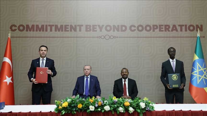 استقبال رسمی نخست‌وزیر اتیوپی از رئیس‌جمهور اردوغان در آدیس آبابا