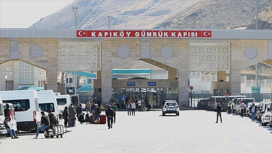  عبور محموله‌های تجاری در گمرک‌های مرزی ترکیه و ایران ادامه دارد