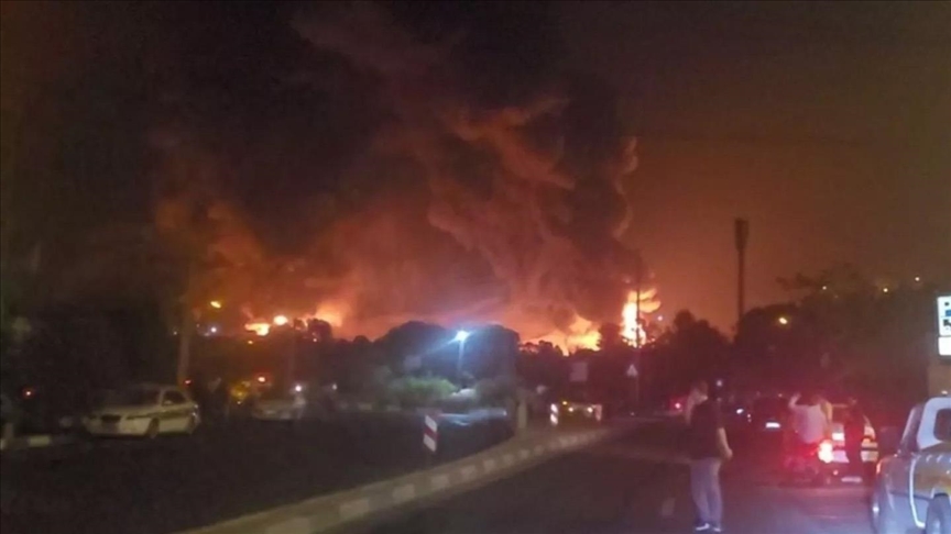  حمله به انبارهای نفت تهران؛ 47 هزار تن گاز گلخانه‌ای و آلاینده خطرناک وارد جو شده است