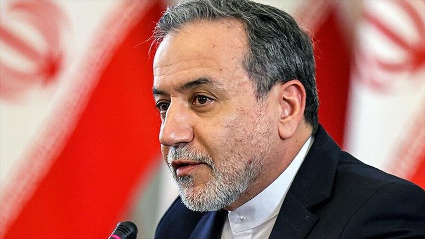  عراقچی: ماکرون حتی یک کلمه هم در محکومیت حملات اسرائیل و آمریکا علیه ایران بر زبان نیاورد